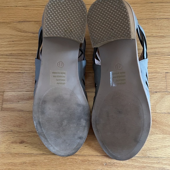 TG gladiator heel sandals, size 8.5. Gently worn. - Picture 8 of 10